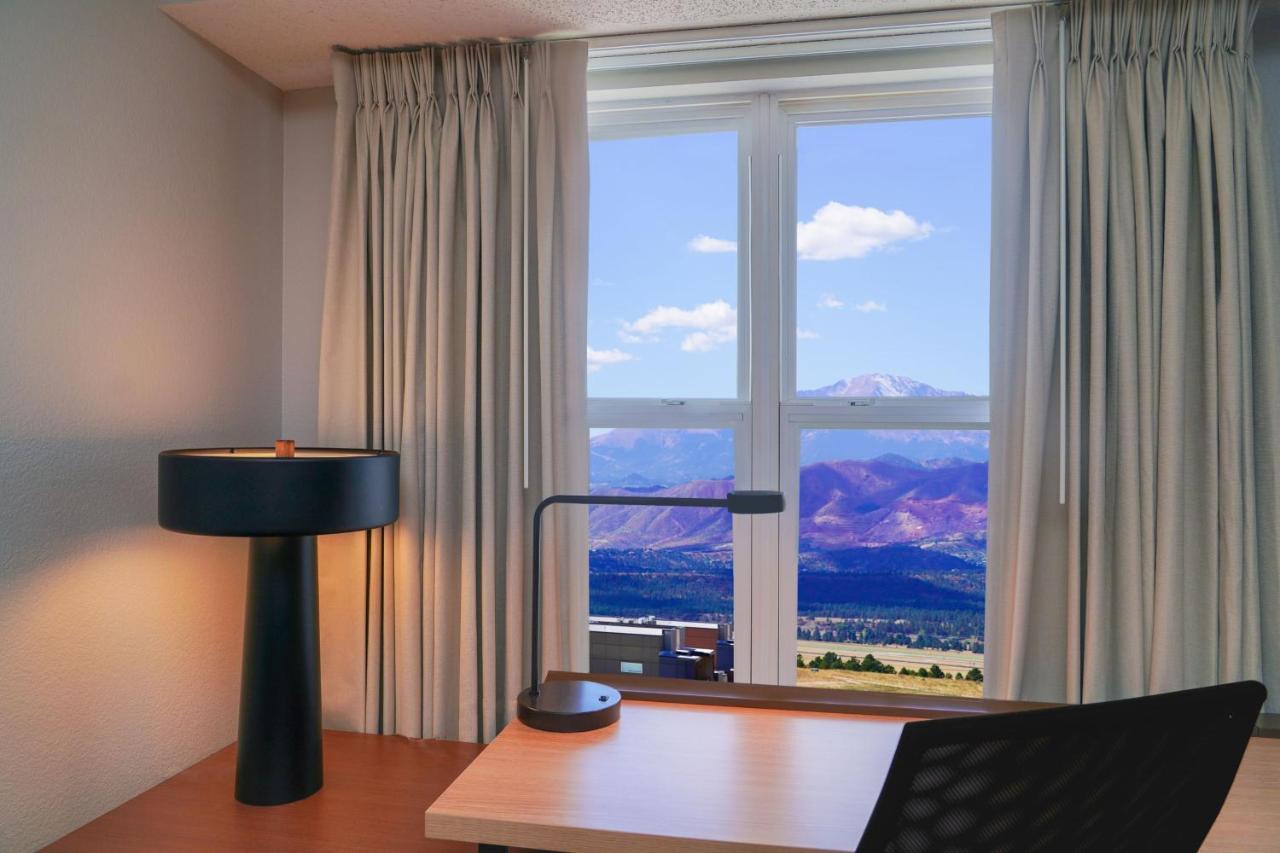 Residence Inn Colorado Springs North/Air Force Academy Екстериор снимка